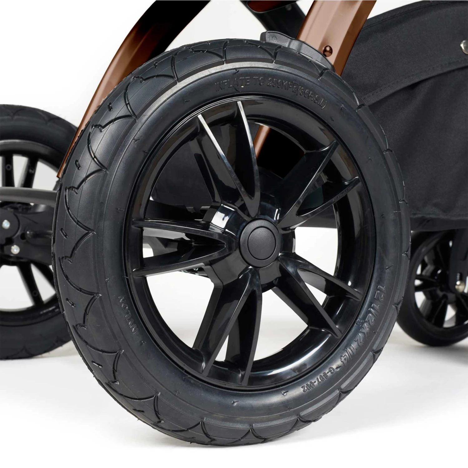 Ickle Bubba Stomp Luxe 2 In 1 Plus Pushchair & Carrycot - Bronze/Woodland/Black 10 Ickle Bubba Stomp Luxe 2 In 1 Plus Pushchair & Carrycot - Bronze/Woodland/Black - Image 8