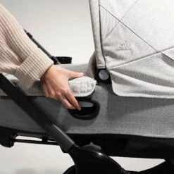 Joie Calmi Car Cot Bed & I-Base Encore - Oyster -Baby Products Store joie lie flat car seats 12219 oys 38073409208541