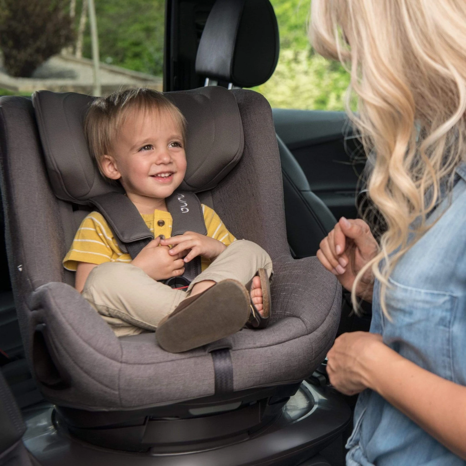 Nuna TODL Next Car Seat Caviar 8 Nuna TODL Next Car Seat Caviar - Image 6